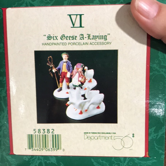 Dept 56 Twelve Days of Dickens Village Six Geese A-Laying - Picture 4 of 5